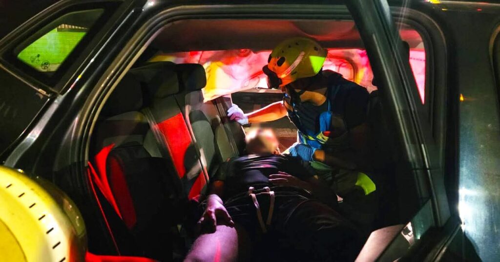 Impactante choque en Pie de la Cuesta deja un herido