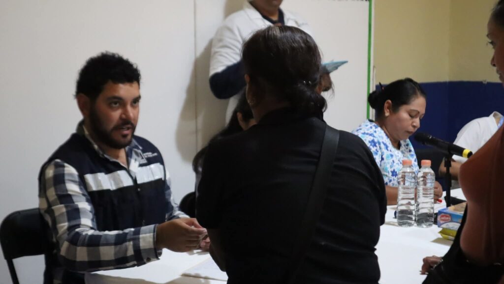 Capacitan a Comerciantes de Tolimán para Feria de la Gordita 2025