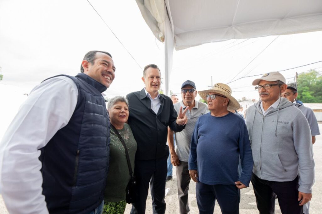 Mauricio Kuri y Roberto Cabrera rehabilitan calles con 10.2 mdp de inversión; anuncian nuevas obras por 9.2 mdp