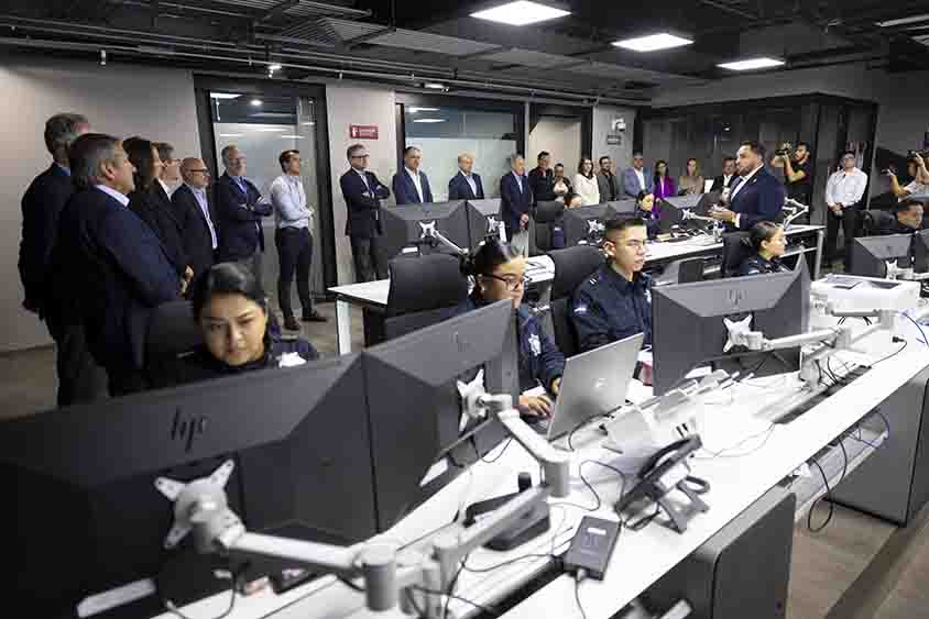 Se reúne Mauricio Kuri con el Consejo de Grupo Santander