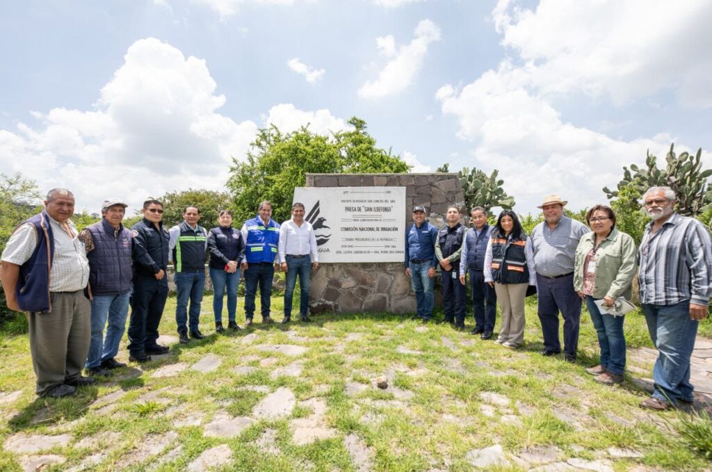 Autoridades del municipio de San Juan del Río recorren presa de San Ildefonso