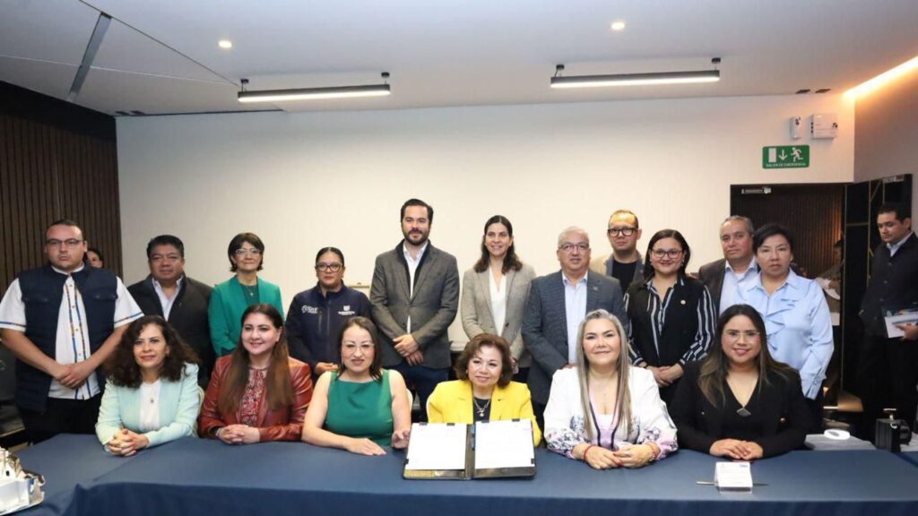 Municipio de Querétaro y Observa Ciudadanía lanzan programa piloto en escuelas Preguntar a ChatGPT