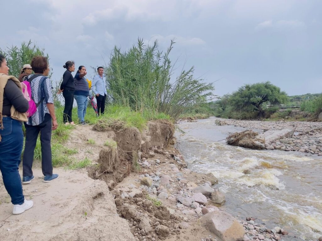 Autoridades Municipales Evalúan Daños en Puentes de Don Lucas Tras Afectaciones por Lluvias.
