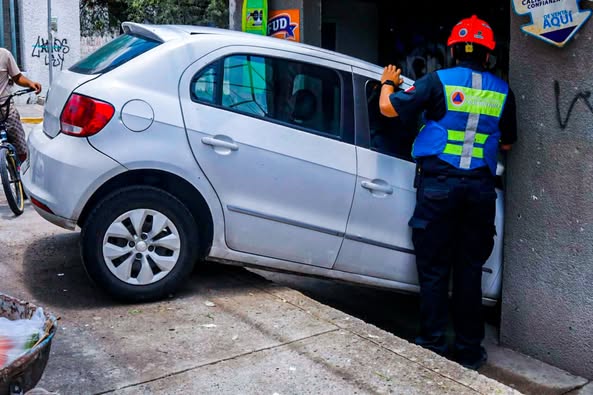 Menor resulta lesionado tras ser atropellado en San José el Alto