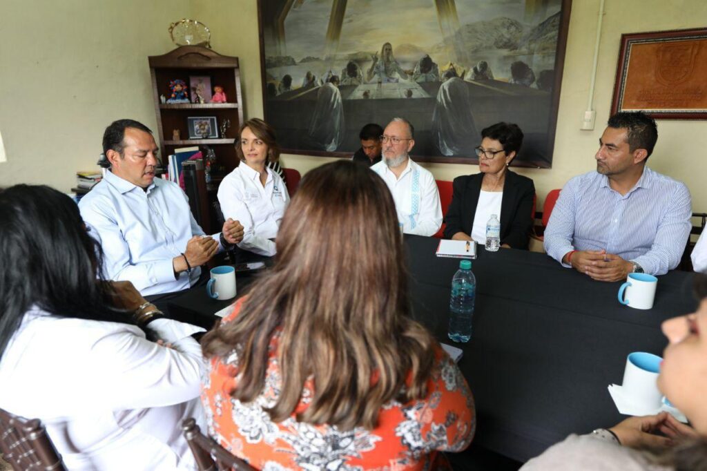 Unen esfuerzos SECULT y San Juan del Río para impulsar proyectos culturales