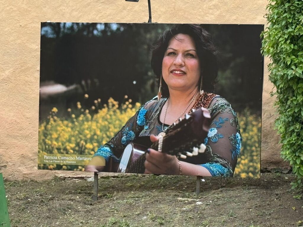 Inaugura titular de SECULT la exposición Tesoros Vivos de la Sierra Gorda de Querétaro