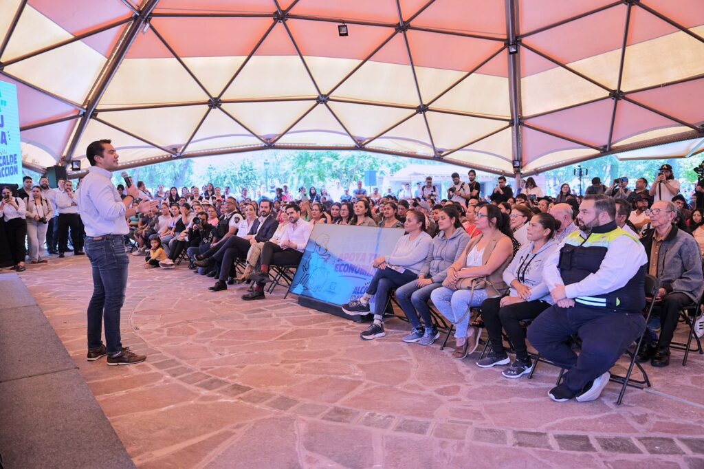 Amplia Felifer Macías transporte comunitario gratuito en Felipe Carrillo Puerto para miles de familias