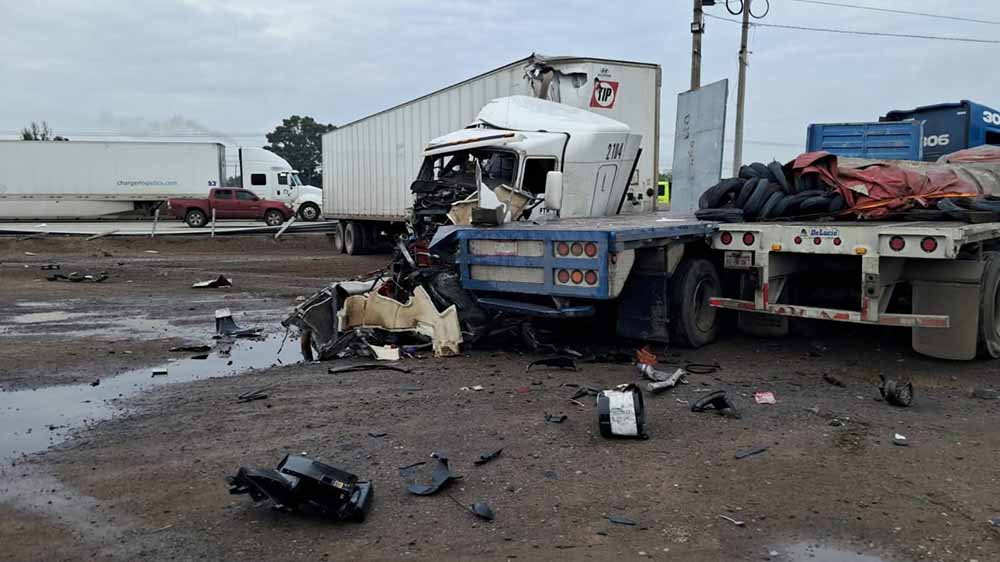 Accidente múltiple en la carretera 57 complica la circulación en El Chamizal