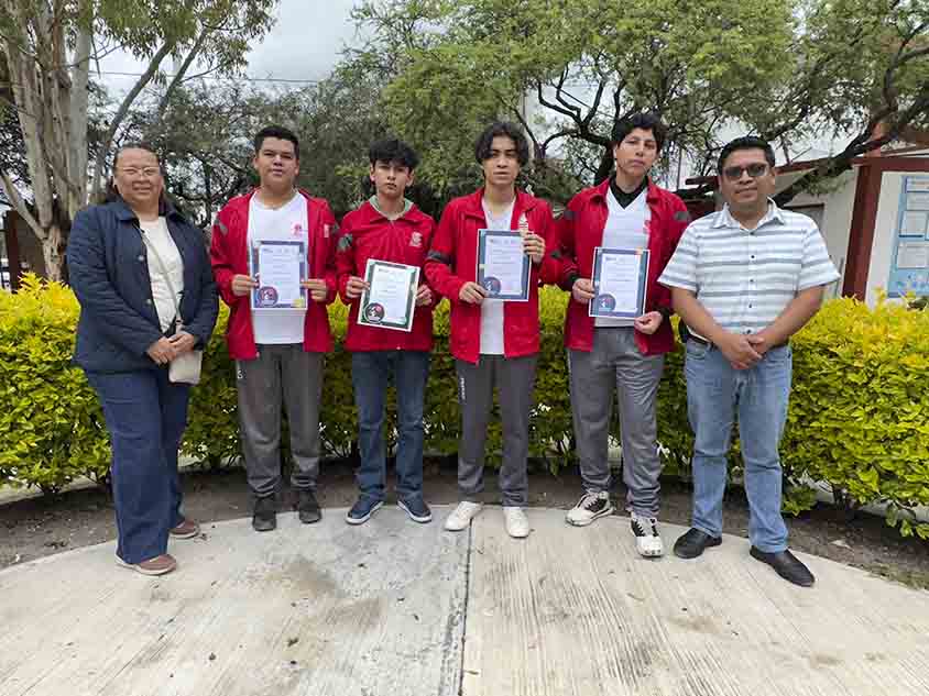 Estudiantes del COBAQ participan en curso de la NASA Space Center
