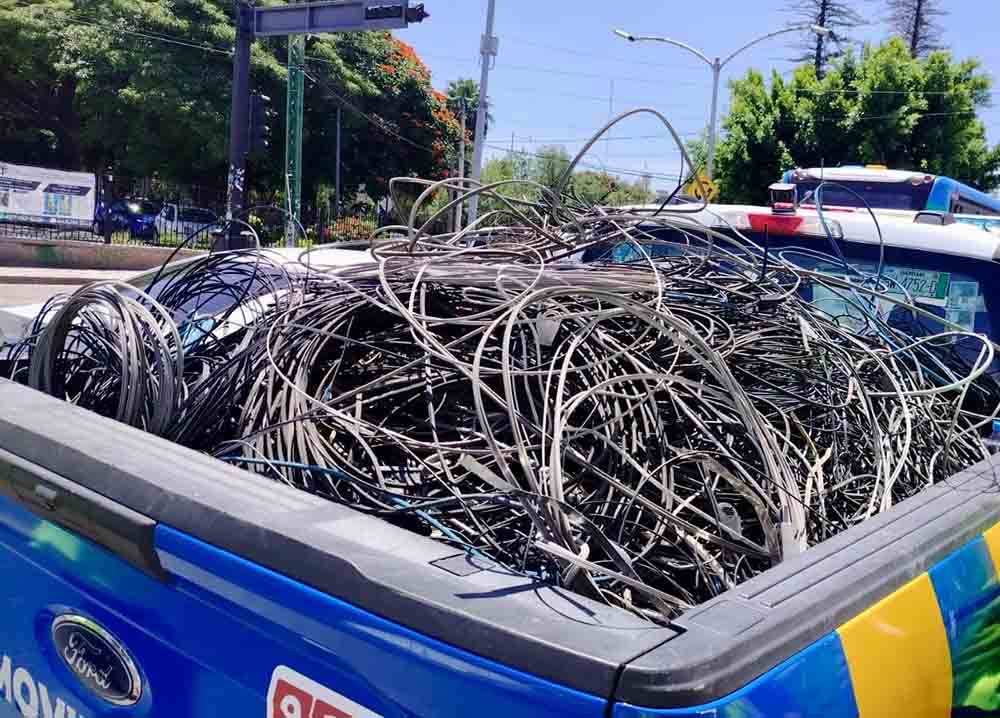 Retiro de cables en desuso alcanza 73% de meta establecida a cierre de año