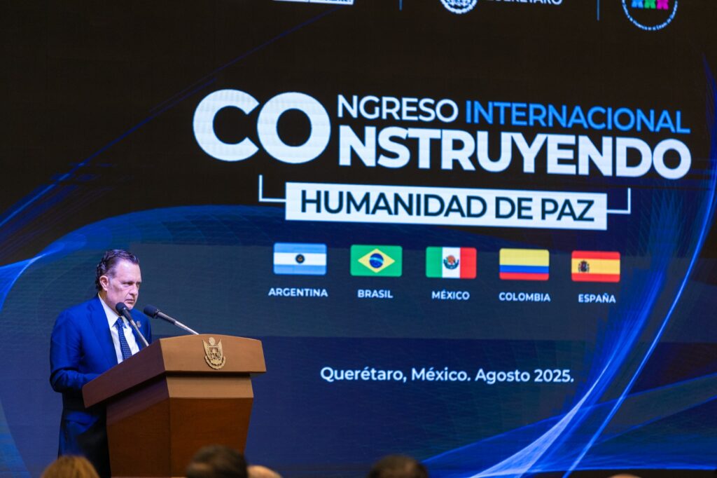 Inaugura Mauricio Kuri Congreso Internacional Construyendo Humanidad de Paz