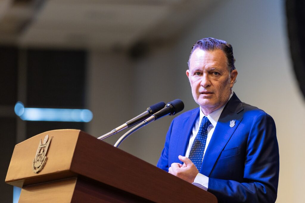 Inaugura Mauricio Kuri Congreso Internacional Construyendo Humanidad de Paz