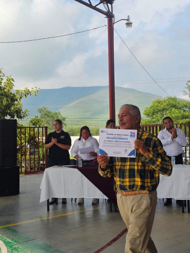Plantel 34 Arroyo Seco celebra 20 años de trayectoria educativa