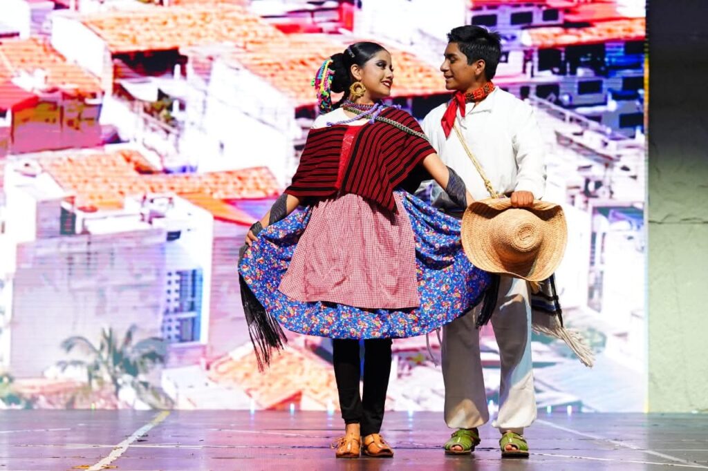 ORGULLO COBAQ EN ESCENARIOS INTERNACIONALES