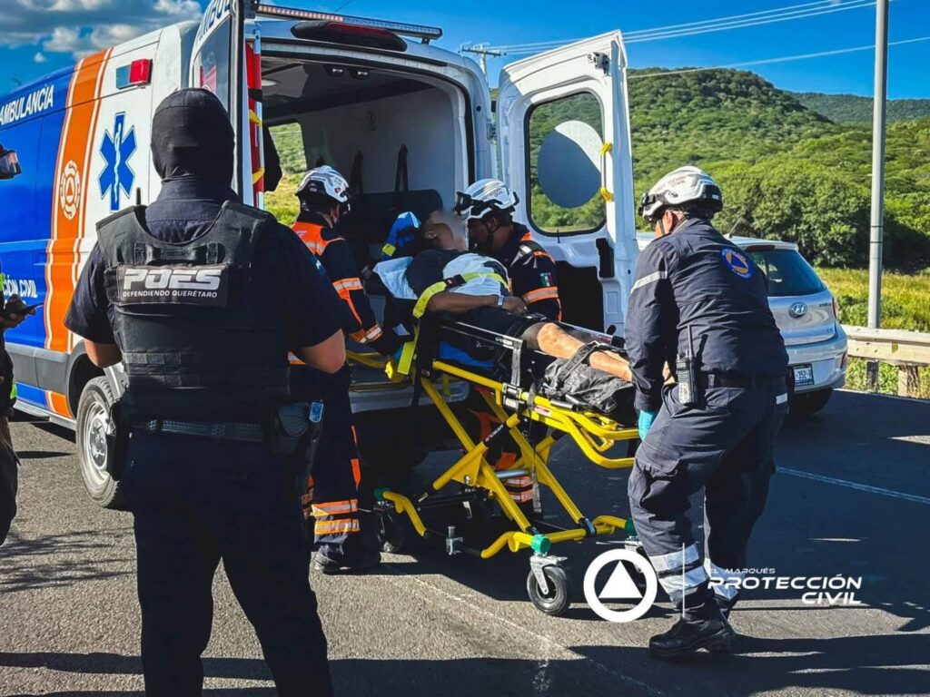 Accidente en Fray Junípero Serra deja cuatro lesionados, entre ellos un menor