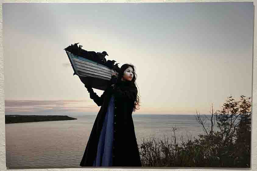 Inaugura López Birlain en el MACQ la muestra Habitar el Norte