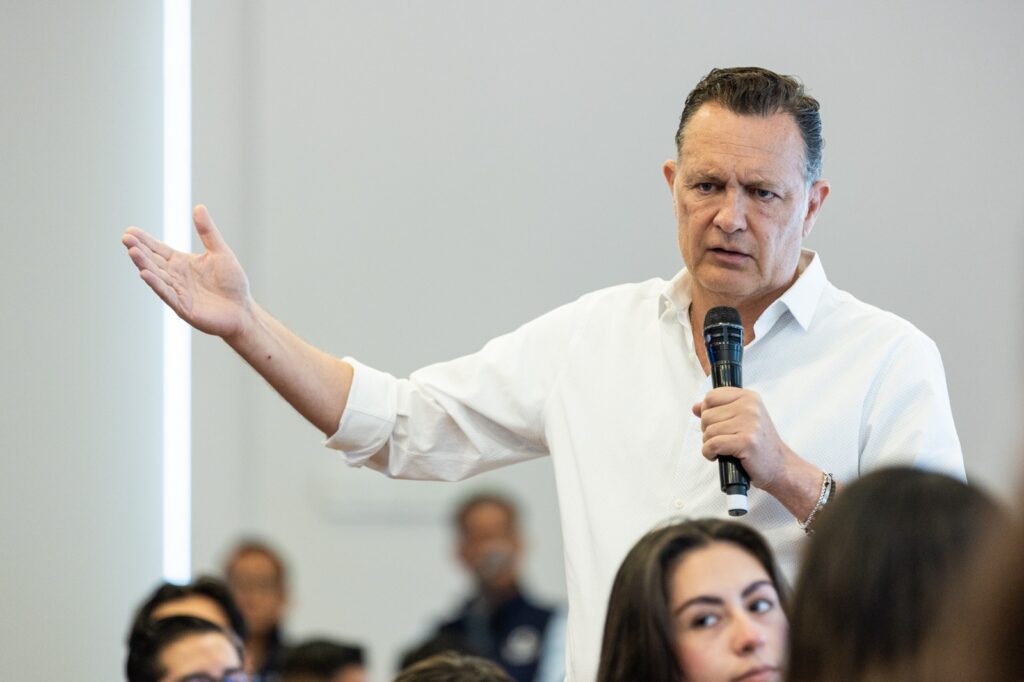 Reconoce Mauricio Kuri a las y los jóvenes como agentes de cambio