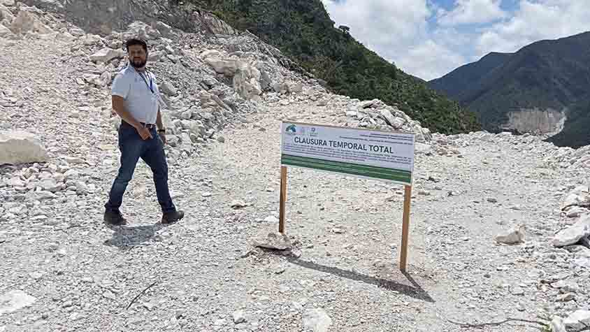 Clausura PEPMADU banco de material de mármol en Cadereyta de Montes