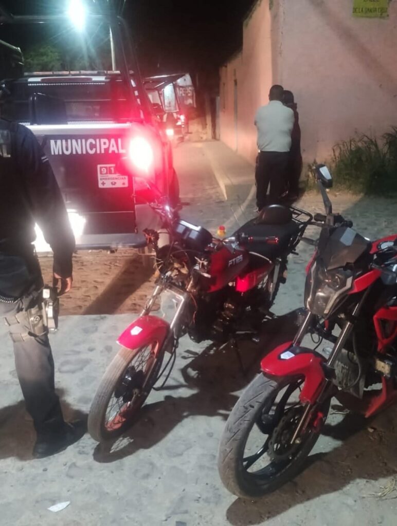 Operativo contra motociclistas infractores en Pedro Escobedo