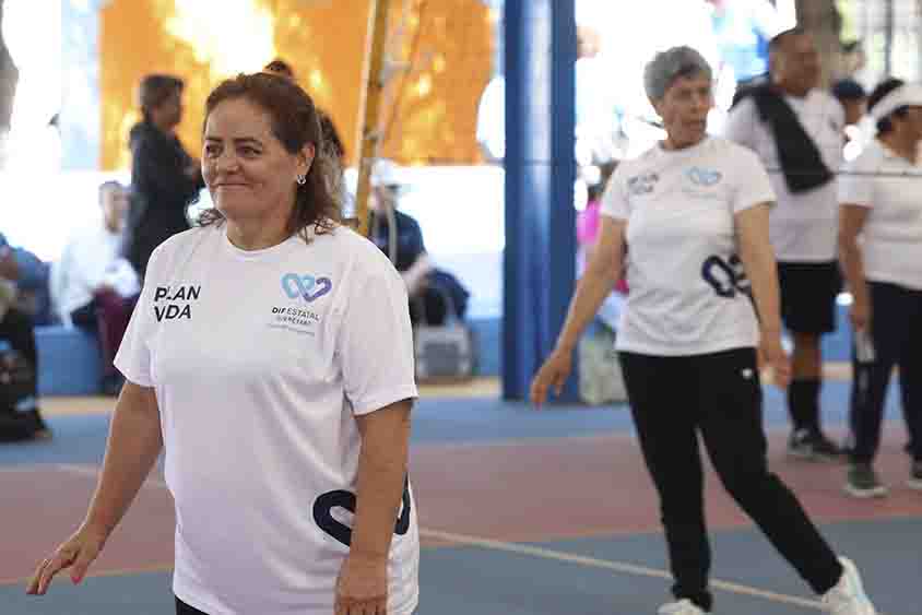 Celebra SEDIF a las y los adultos mayores con un Encuentro Deportivo en Corregidora