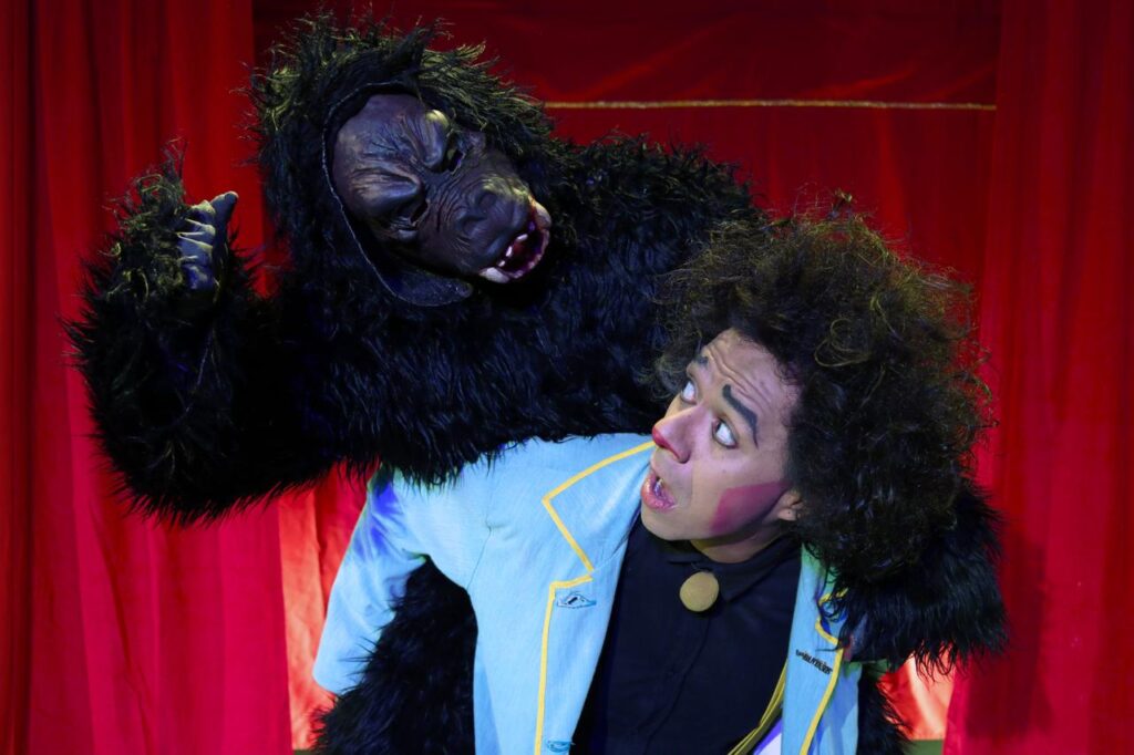 Llegan los Banyasos a la Casa del Faldón con su espectáculo Nostalgia