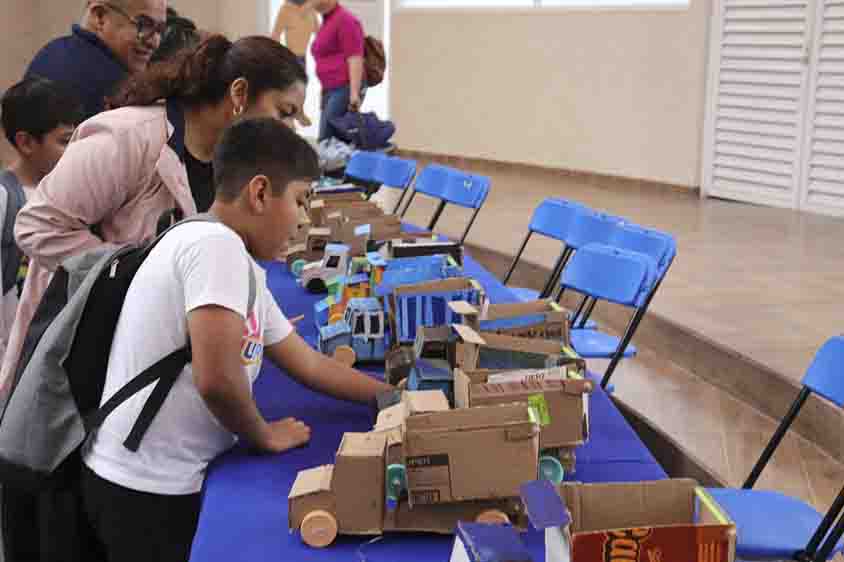 Rectora de la UPQ clausura la octava edición del Curso de Verano “UPQues”