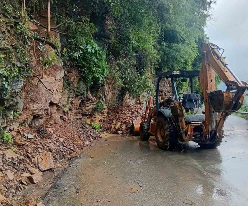 Liberan al 100% Vialidad en El Sauz de Guadalupe tras Derrumbe