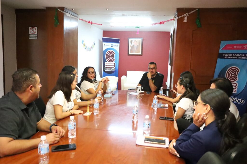 Grupo de Danza “Mexicas” del COBAQ Plantel 3 Corregidora regresa de destacada participación internacional