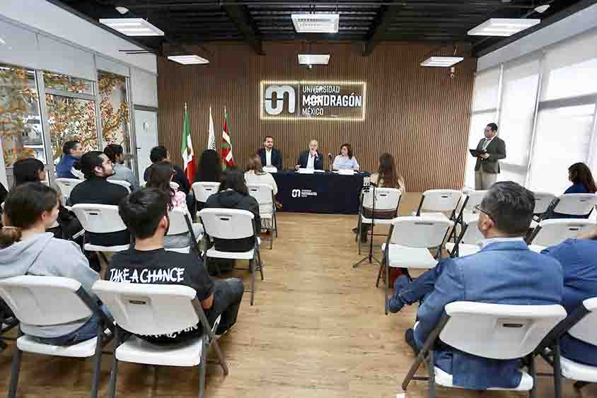 Encabeza Marco Del Prete lanzamiento de diplomado para franquicias