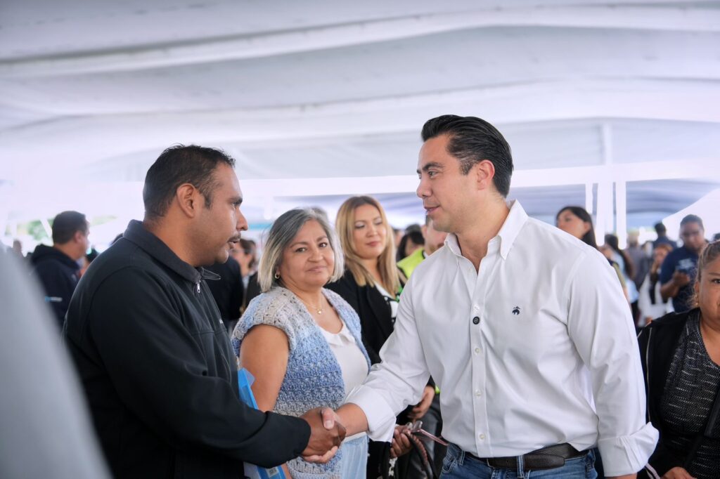 Estrechan lazos Gobierno del Estado y SADER contra el gusano barrenador