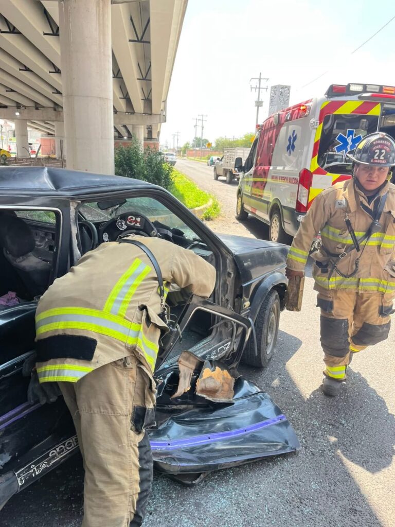 Rescate en la 120: dramático percance vehicular