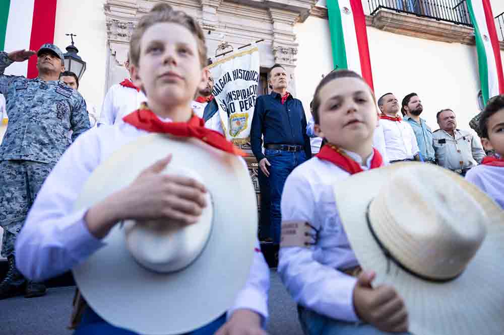 Con la Cabalgata Histórica de la Conspiración Ignacio Pérez inician festejos patrios 2025