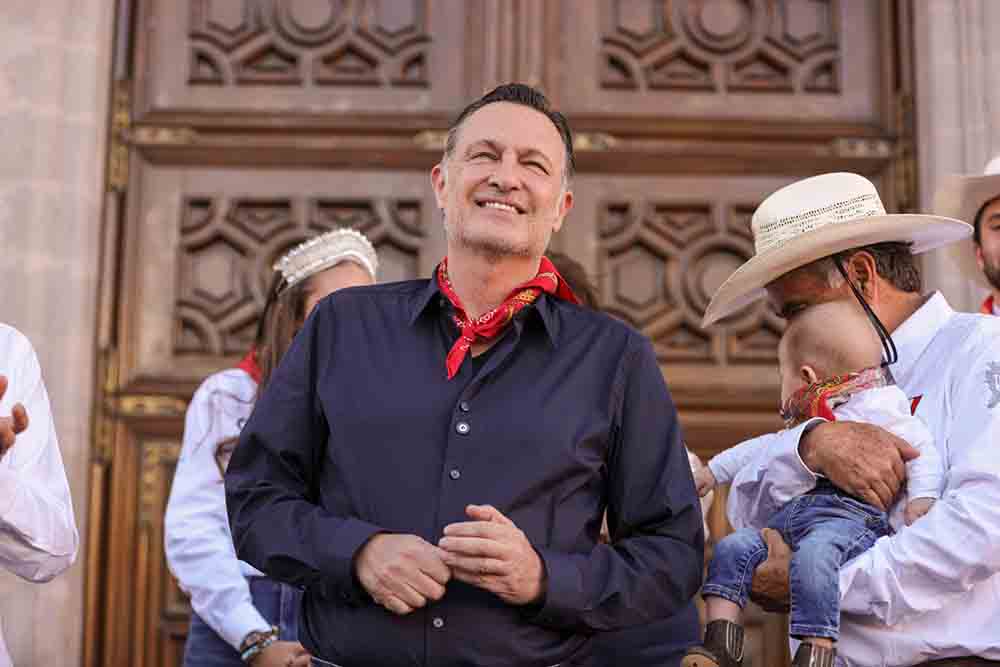 Con la Cabalgata Histórica de la Conspiración Ignacio Pérez inician festejos patrios 2025