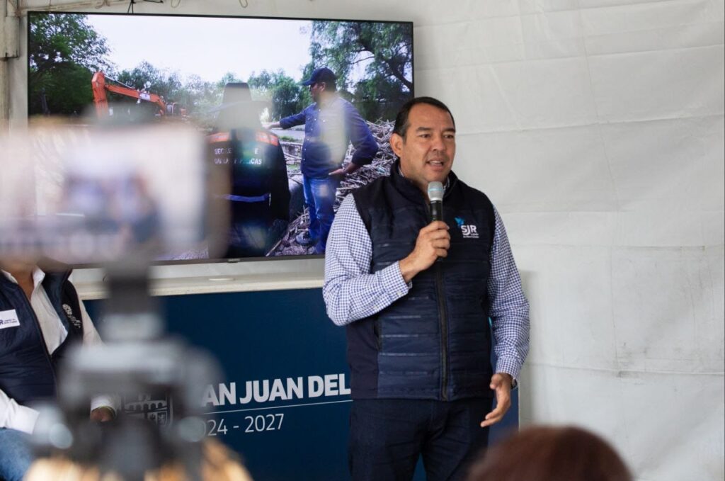 Roberto Cabrera reconoce a la Administración Municipal por su labor durante las lluvias y el crecimiento del cauce del Río San Juan