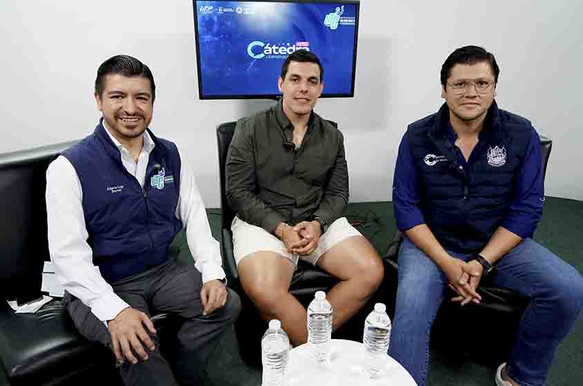 UTC impulsa cultura vial con ponencia de piloto de la NASCAR Omar Jurado