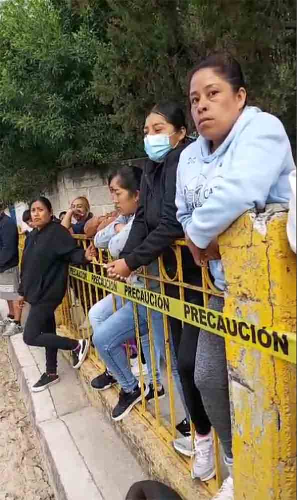 Padres cierran escuela primaria en San Francisco por presuntas irregularidades