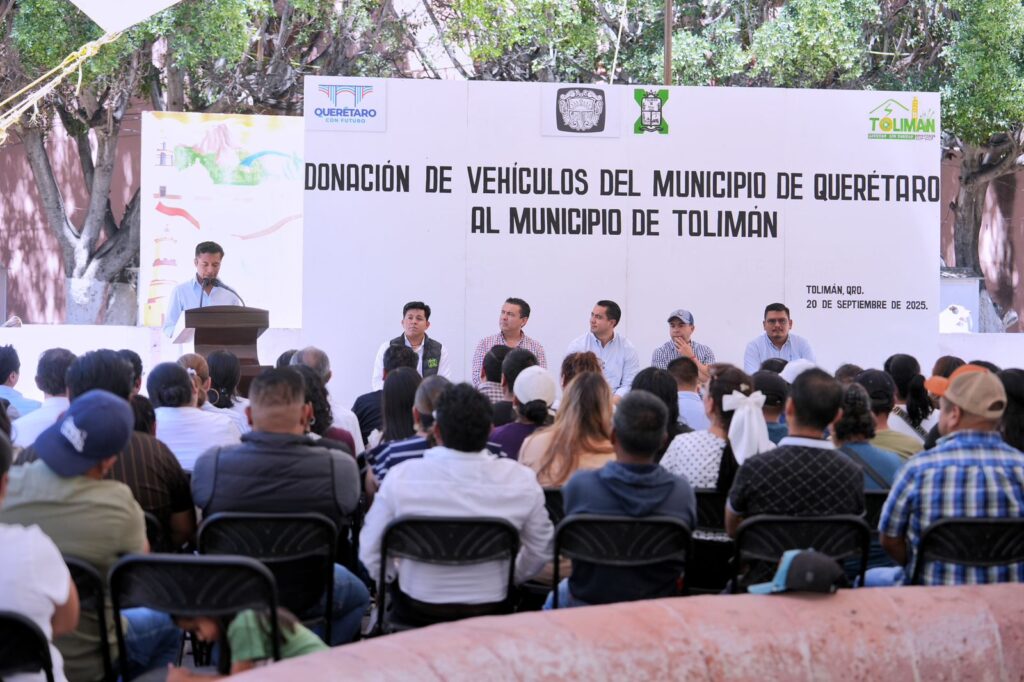 Refuerza Felifer Macías colaboración entre Querétaro y Tolimán