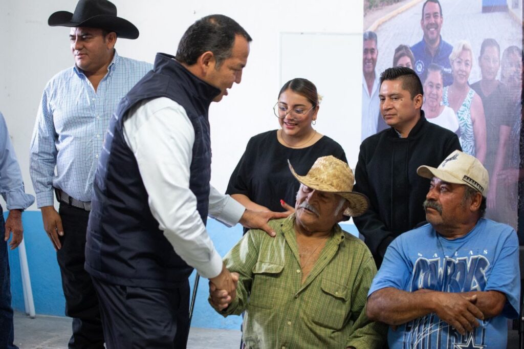 Con apoyos directos, se ha beneficiado a más de 5 mil productores del campo sanjuanense: Roberto Cabrera
