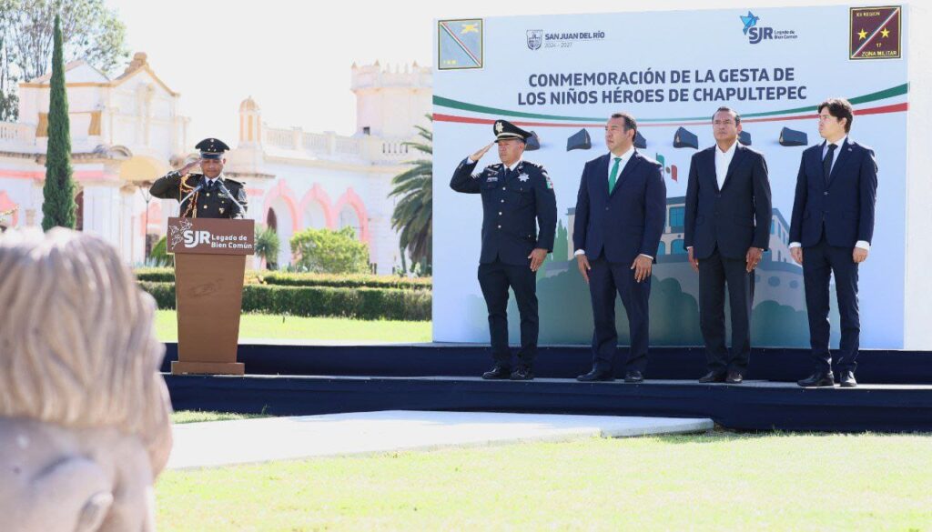 Asiste Roberto Cabrera a la Ceremonia por el Aniversario 178 de la Gesta Heroica de los Niños Héroes de Chapultepec