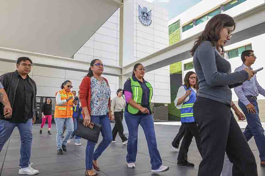 Diputadas, Diputados y personal de la LXI Legislatura participan en el Simulacro Nacional 2025