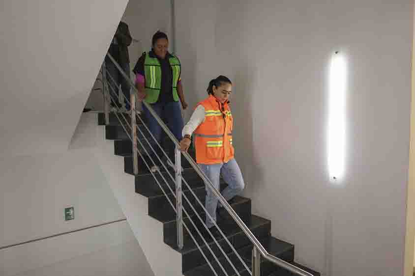 Diputadas, Diputados y personal de la LXI Legislatura participan en el Simulacro Nacional 2025