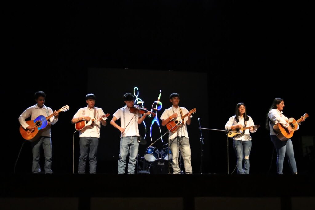 Brilla el Talento COBAQ 2025