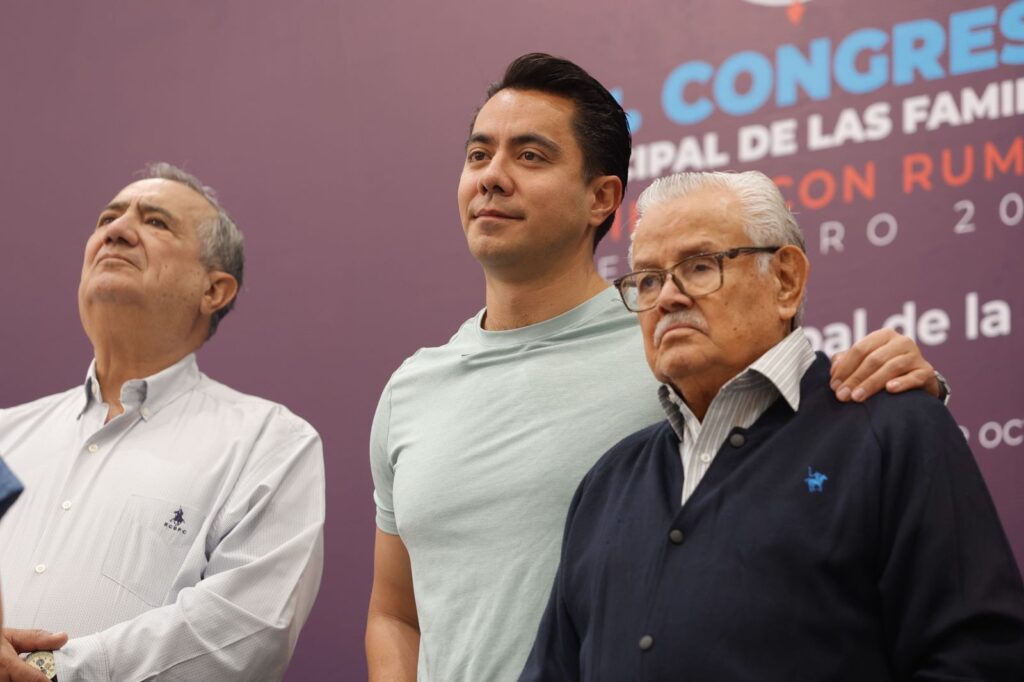 Inaugura Felifer Macías el Tercer Congreso Municipal de las Familias