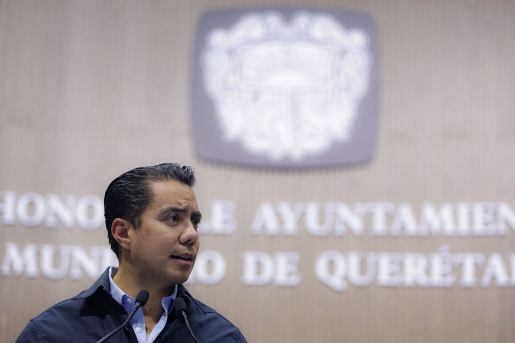 Logra Felifer Macías récord histórico de inversión en Querétaro con más de 8 mil 300 millones de pesos y 23 mil empleos