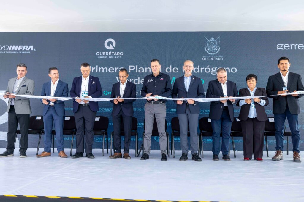 Inaugura Mauricio Kuri la primera planta de hidrógeno verde del país