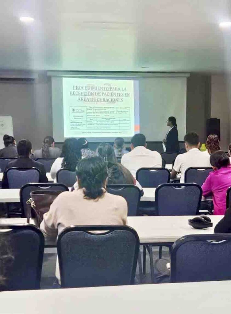 Reciben capacitación profesionales de Enfermería de la Jurisdicción No. 1