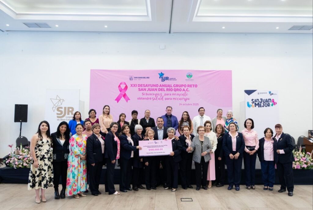 Roberto Cabrera entrega donativo a la Asociación Civil Grupo Reto San Juan del Río Roberto Cabrera entrega donativo a la Asociación Civil Grupo Reto San Juan del Río