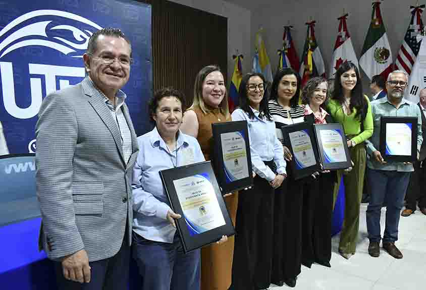 Reciben escuelas Certificación de Eco eficiencia Hídrica
