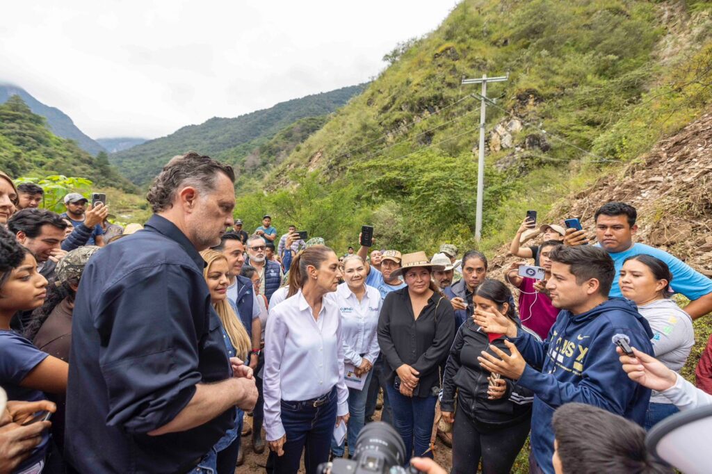 Visita Presidenta de México zonas afectadas por lluvias en la Sierra Gorda queretana