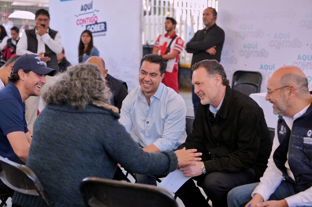 Asiste Felifer Macías a la Jornada Aquí Contigo